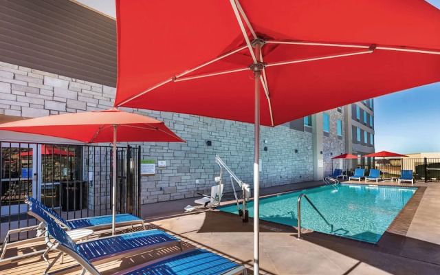 Home2 Suites by Hilton Midland East