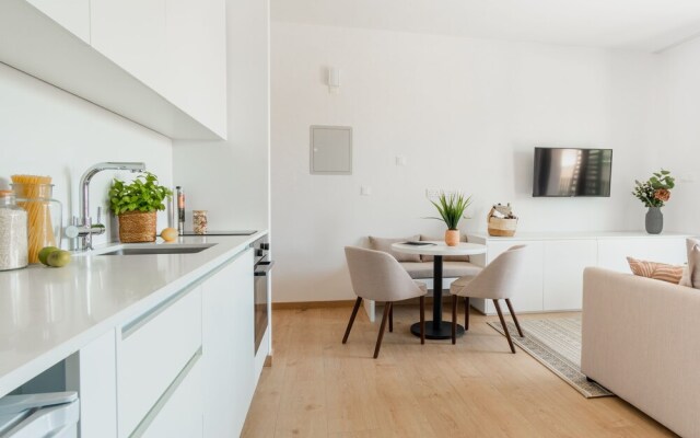 Sanders Armonta Studio w Balcony B35