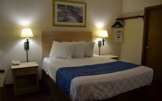 Travelodge by Wyndham Niagara Falls