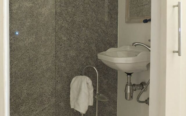 LinkHouse Lagoon View