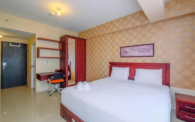 Comfy Studio At Park View Condominium Apartment