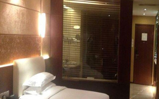 West International Trade Grand Hotel