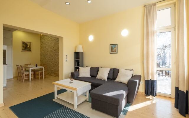 FM Deluxe 2-BDR Apartment - Fantastic Stay