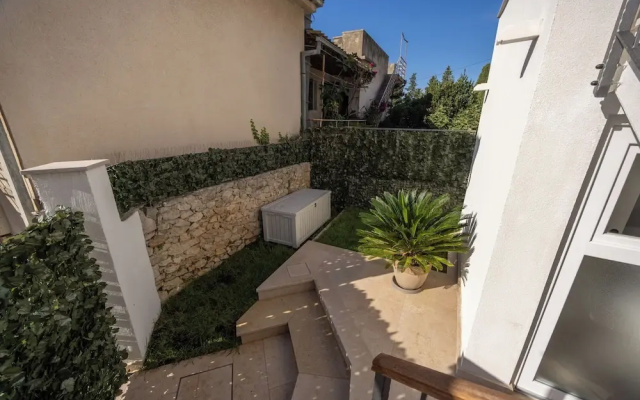 Terrace Haven Hvar