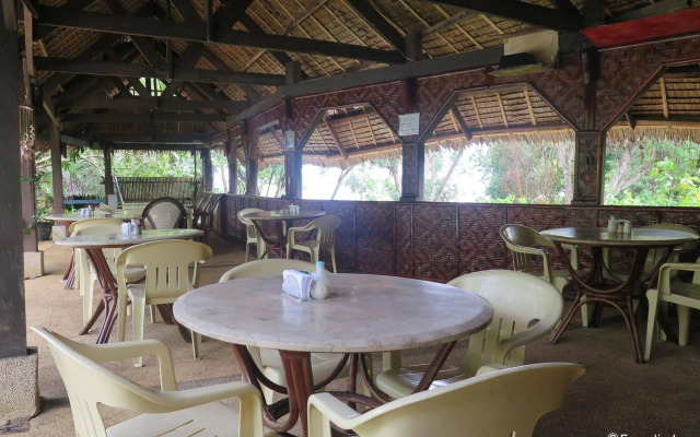 Kalipayan Beach Resort & Atlantis Dive Center