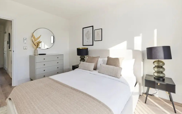The Wembley Park Sanctuary - Stunning 2bdr Flat With Balcony