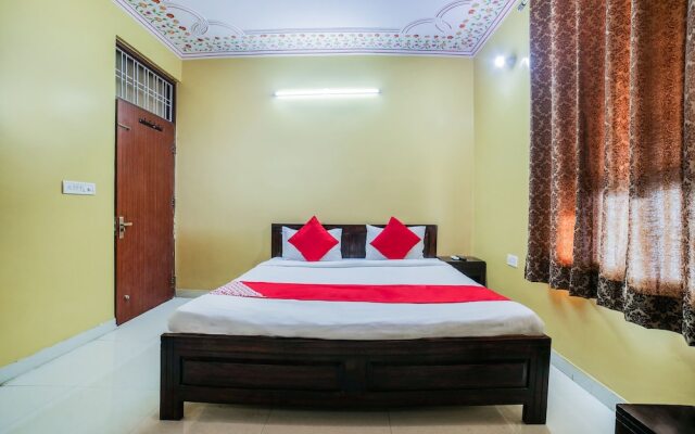 OYO 11940 Hotel Yellow Park