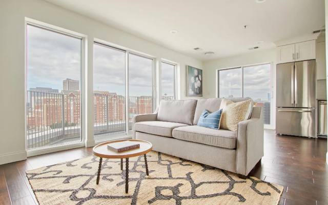 Sonder Baltimore Place