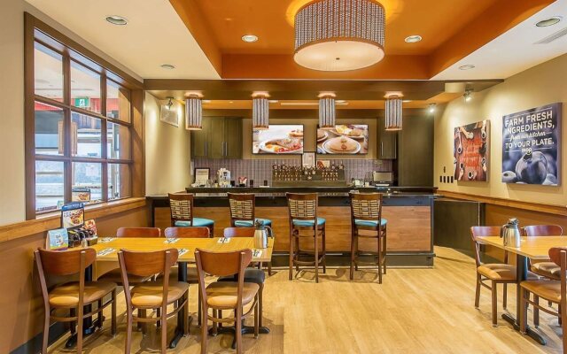 TownePlace Suites by Marriott Niagara Falls Canada