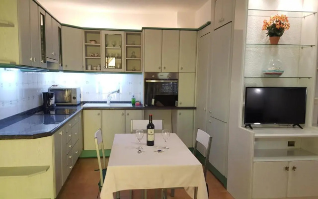 Apartamentos El Tosal 7E