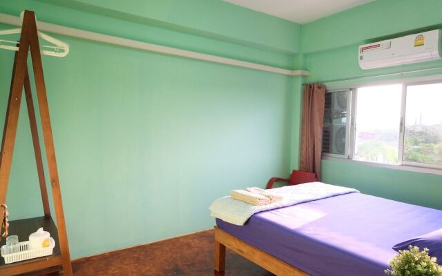 Charming House - Hostel