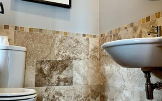 Chester Centre 2-bed Apartment -by Oddfellows
