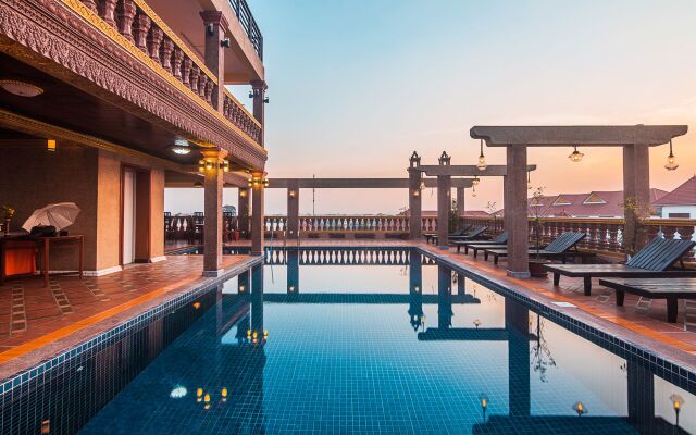 Hello Cambodia Boutique