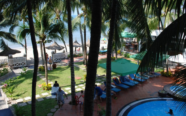 Canary Beach Resort