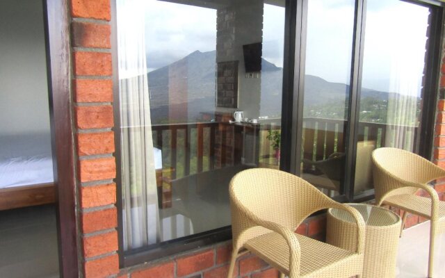 Caldera Hotel & Restaurant