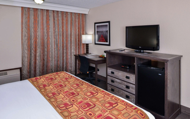 Best Western Kelly Inn