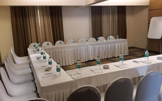 Hotel Utsav Deluxe