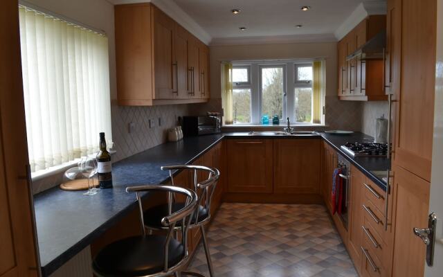 Thornbury Holiday Park