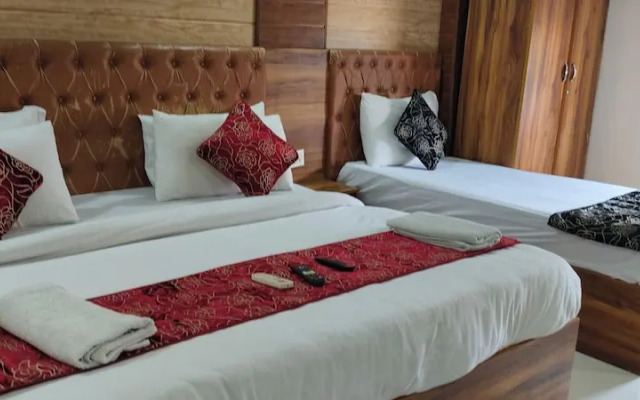 OYO 8497 near Delhi Airport