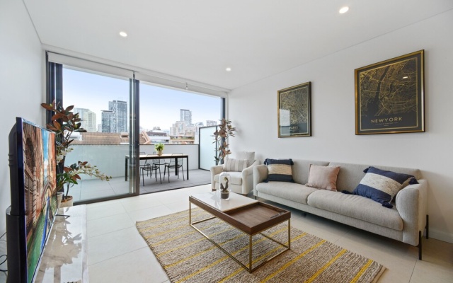 Brand New Ultra Luxe Apt Next To Central CBD – Guest Rooms – Sydney