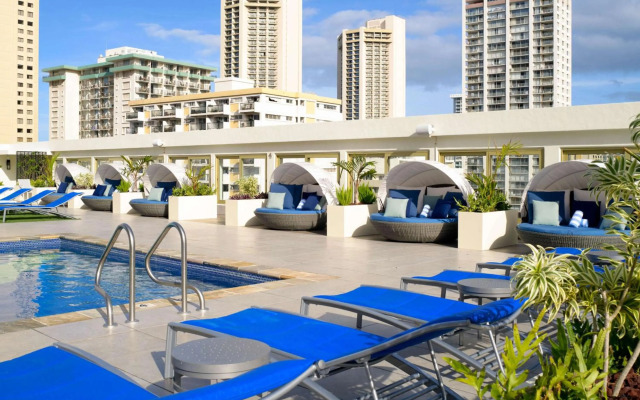 Hilton Waikiki Beach Resort & Spa