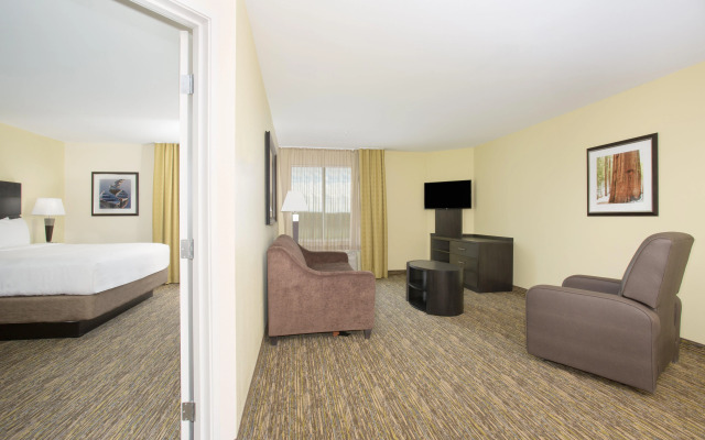 Candlewood Suites Longmont - Boulder Area by IHG