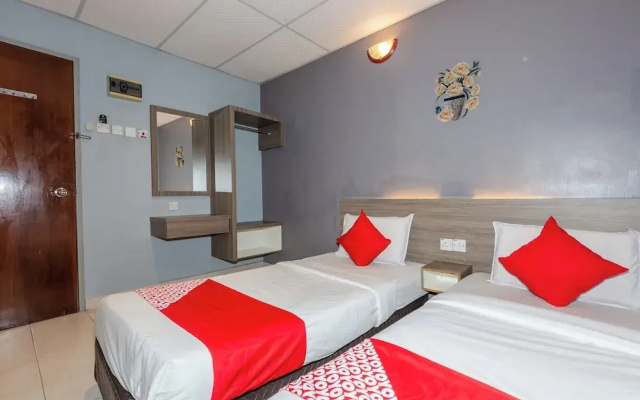 OYO 91258 Qish Hotel Banda Kaba