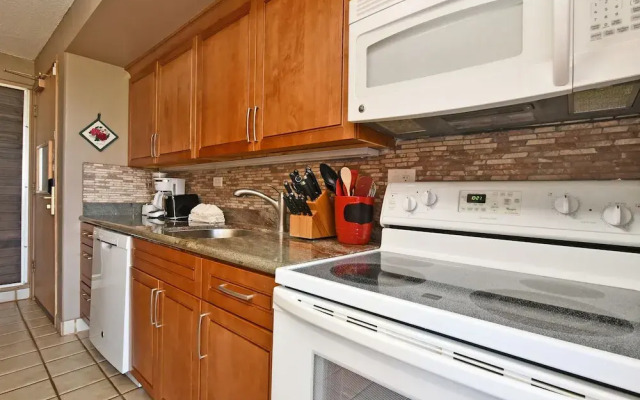 Maui Kaanapali S #a317 Studio Bedroom Condo by RedAwning