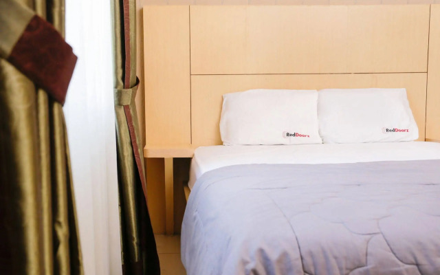 RedDoorz @ Candrawulan Buahbatu