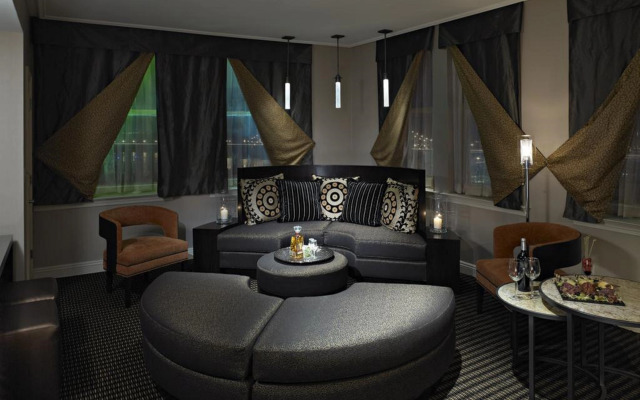 Hu. Hotel