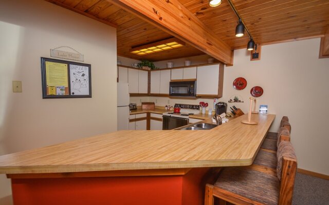 Sunplace 3 Bedroom Townhome #07