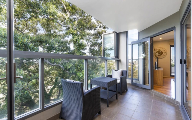 North Sydney Fully Self-Contained-16 Wal