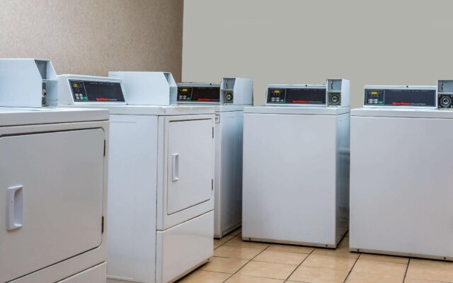 Days Inn by Wyndham Baltimore Northwest