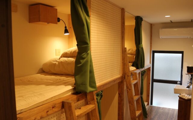 Hostel Yo