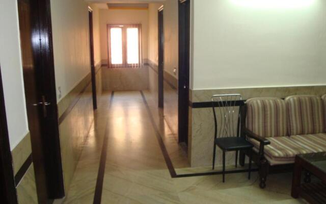 Hotel Su Shree Continental