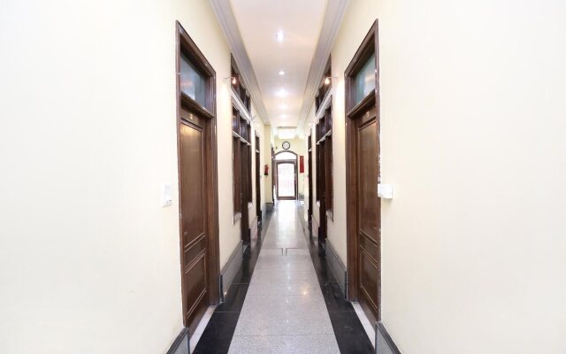 Hotel Dhingra Residency
