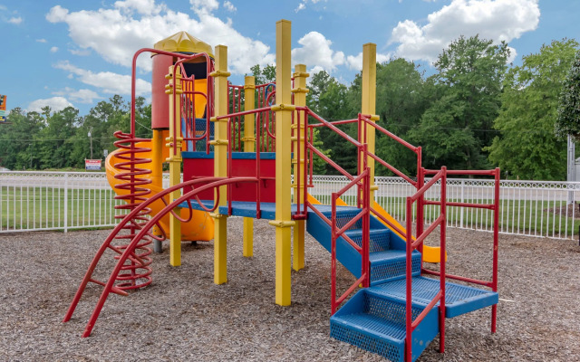 Comfort Inn Petersburg Fort Lee Area