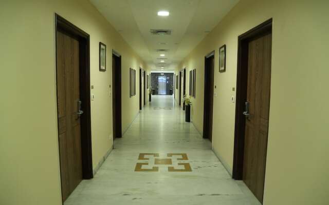 OYO Premium Baddi Nalagarh Highway