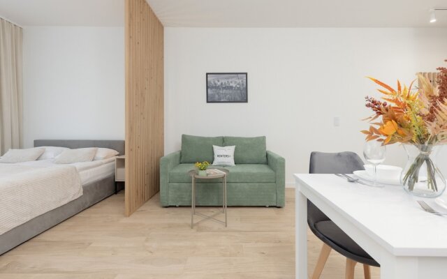 Modern Studio Mokotów by Renters