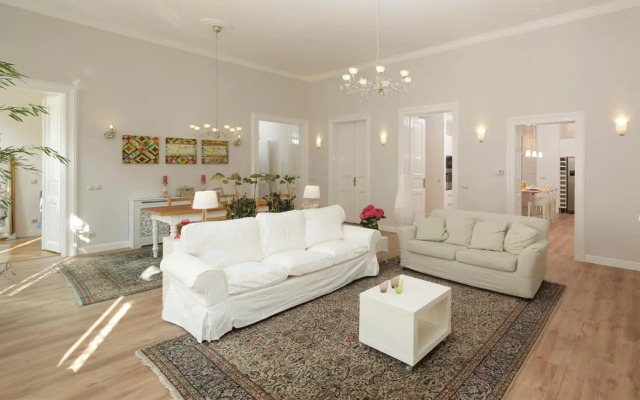 Victoria's Rooms 3 Bedroom & 3 Bathroom