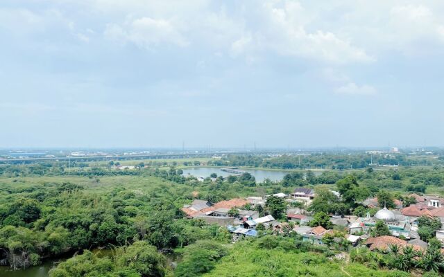 Comfortable And Spacious 3Br Meikarta Apartment