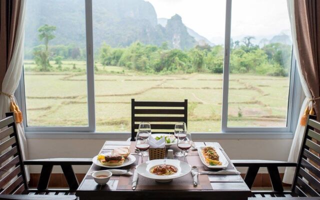 Vang Vieng Savanh Sunset view resort