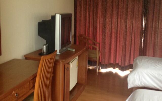 The Pine Golf & Lodge