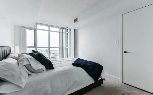 Toronto Suite Rentals - City Place