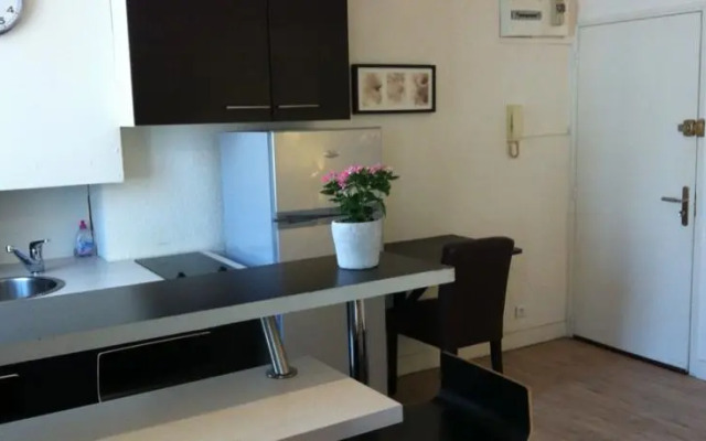 Home Rental Charment Studio au Cœur de Cannes