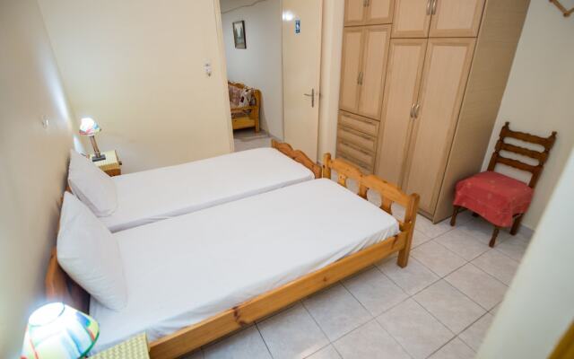 Lefkos Apartment in Lefkada city center!