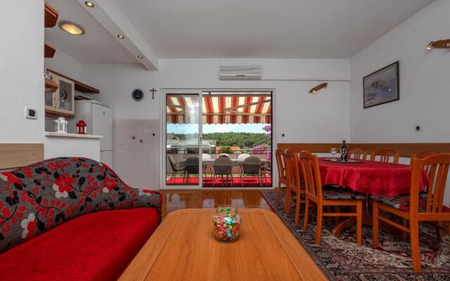 Apartments Roza