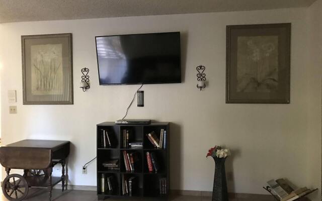 Glendale Apartment