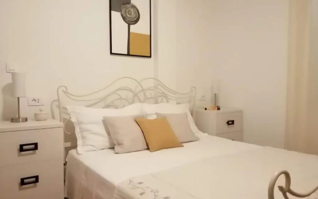 Apartment Mika-150m from the sea