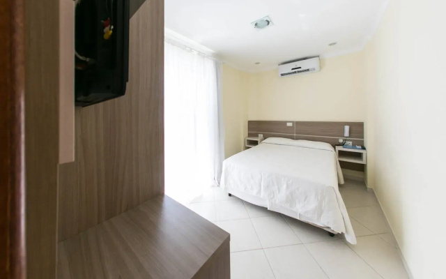 Bombinhas Praia Apart Hotel Ii